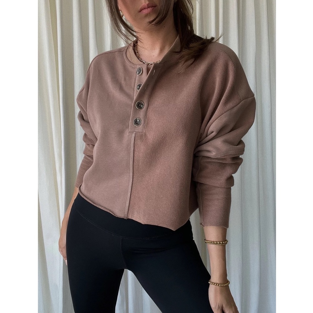 Size S • ELLA SWEATSHIRT — In Mocha